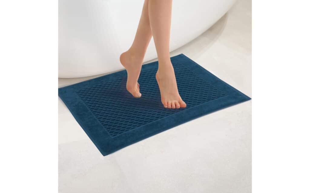 dywanik-lazienkowy-carlo-tanzanit (1)